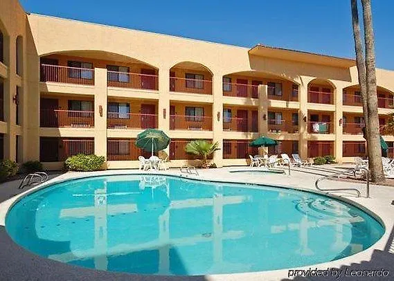 Hotel Quality & Suites